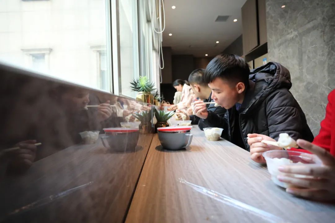 冬至丨溫暖如約而至，平安順遂！